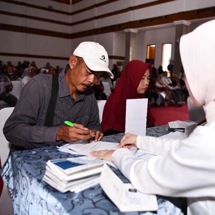 IMGDonec metus orci, malesuada et lectus vitae